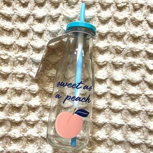 NWT Draper James Glass Bottle with Straw Sweet as a Peach